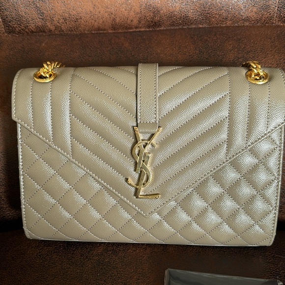 SAINT LAURENT MEDIUM CASSANDRA QUILTED LEATHER ENVELOPE BAG,Greyish Brown,$2,950 - Picture 8 of 17